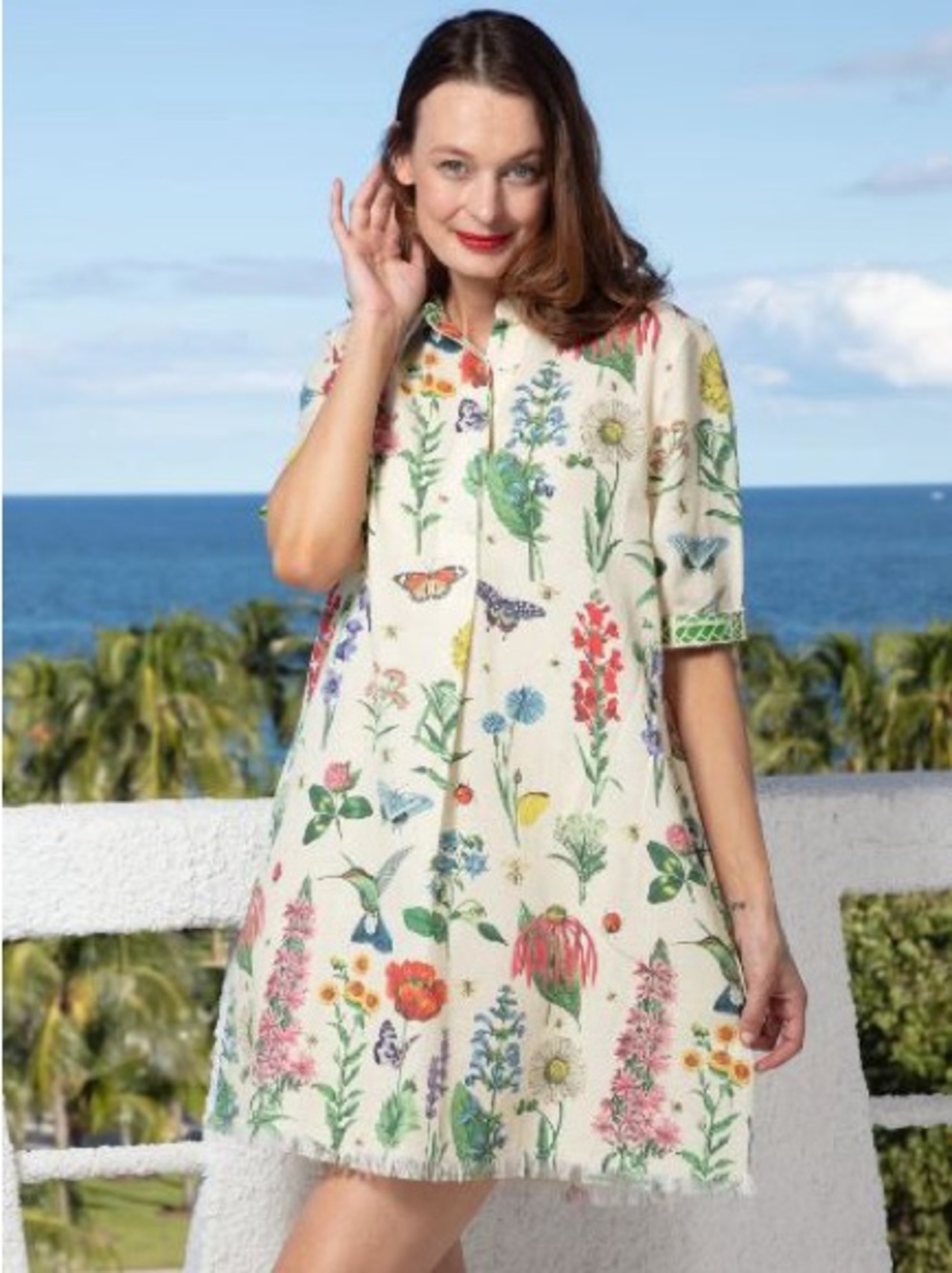 Dizzy Lizzie Botanical print Cream Dress
Size L